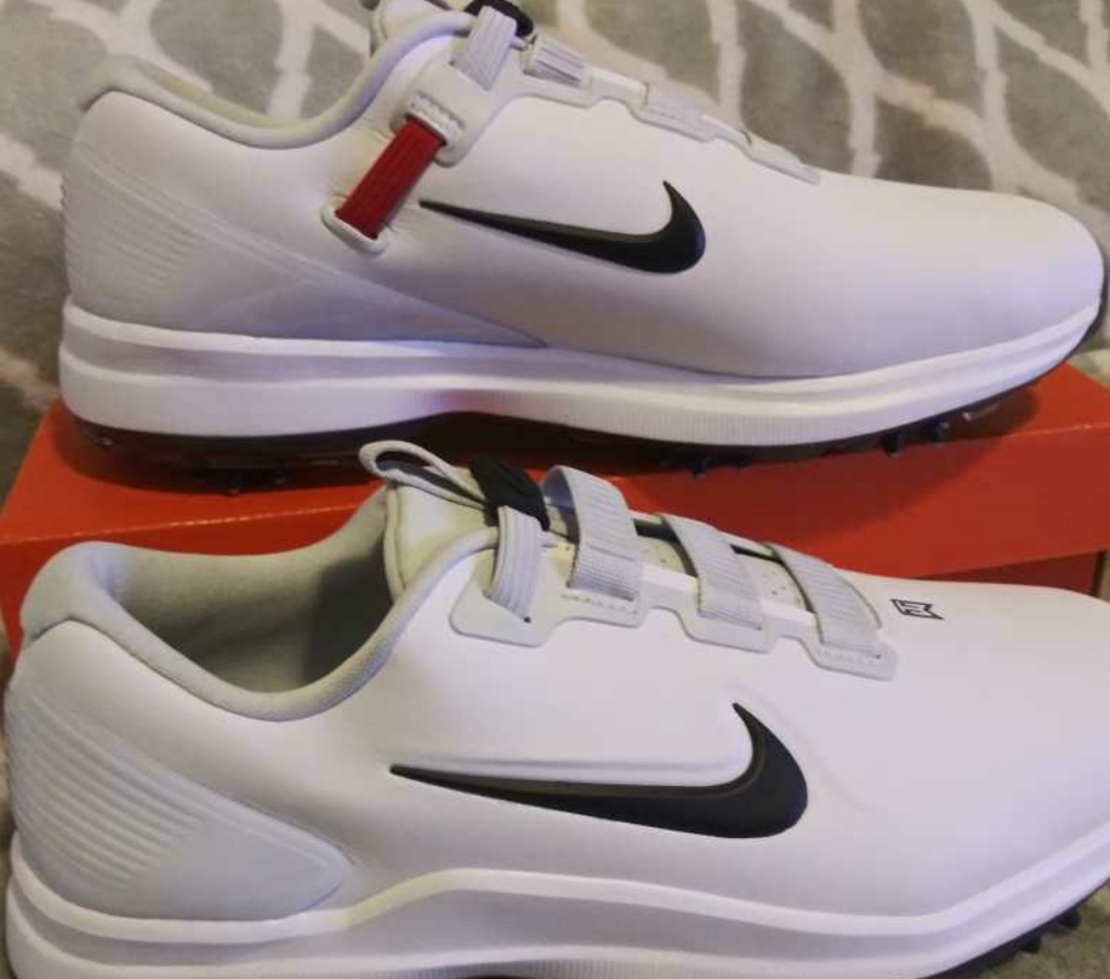 Nike golf shoes (FastFit)
